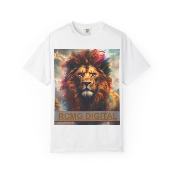 Lion Graphic T-Shirt, Artistic Tee for Animal Lovers, Summer Fashion, Gift for Friends, Casual Wear, RCMG Digital Design